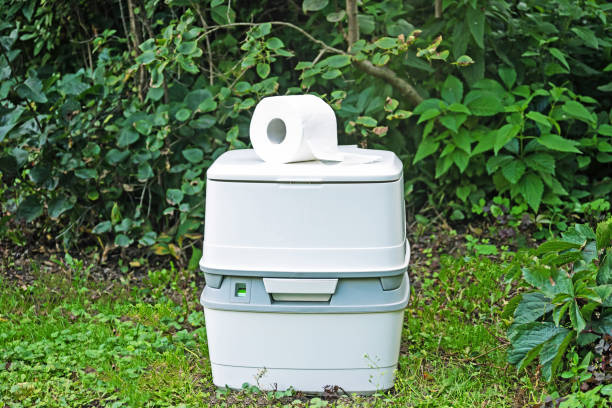 Porta potty rental for festivals in Delft Colony, CA
